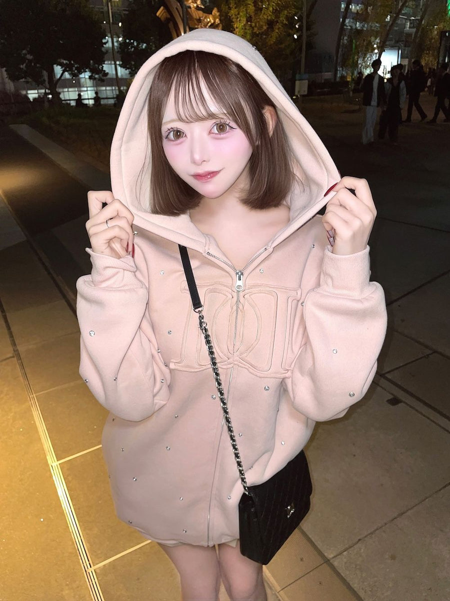 モデル：157cm（着用サイズ：FREE　着用カラー：PNK）