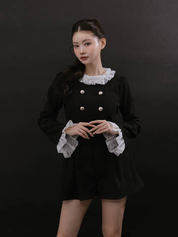 モデル：164cm（着用サイズ：FREE　着用カラー：BLK）