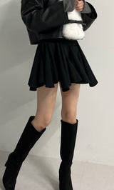 モデル：158cm（着用サイズ：FREE　着用カラー：BLK）