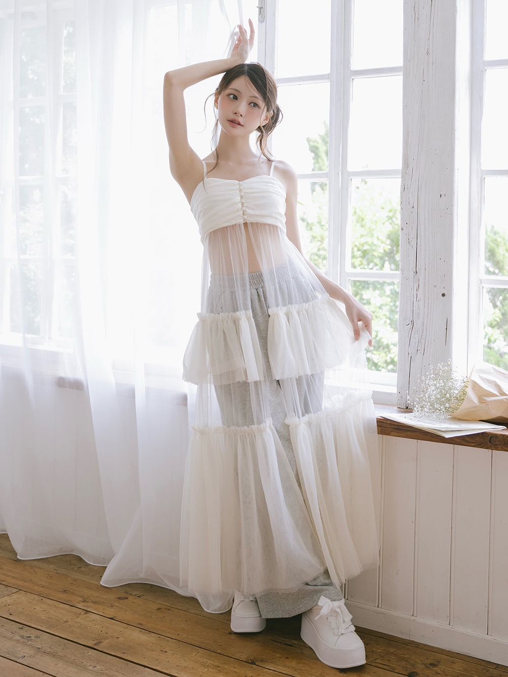 モデル：164cm（着用サイズ：FREE　着用カラー：IVO）