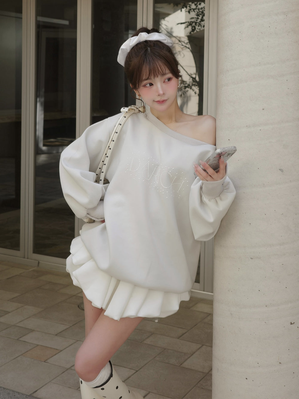 モデル：158cm（着用サイズ：FREE　着用カラー：WHT）