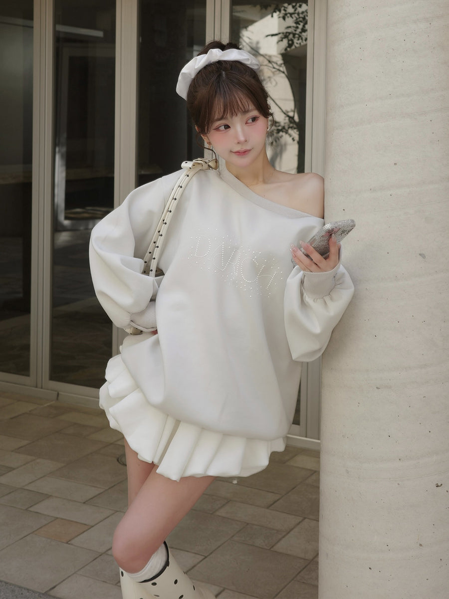 モデル：158cm（着用サイズ：FREE　着用カラー：WHT）