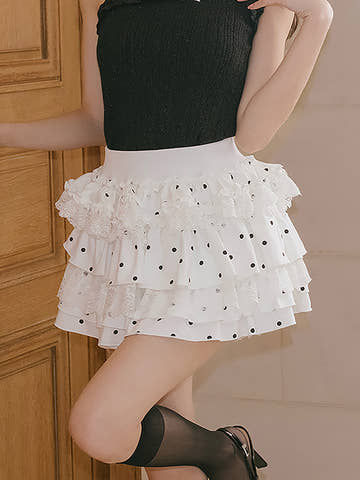 モデル：164cm（着用サイズ：FREE　着用カラー：DOT）