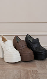 サイズ：M　カラー：WHT/BRN/BLK