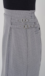 モデル：163cm（着用サイズ：FREE　着用カラー：BLK）