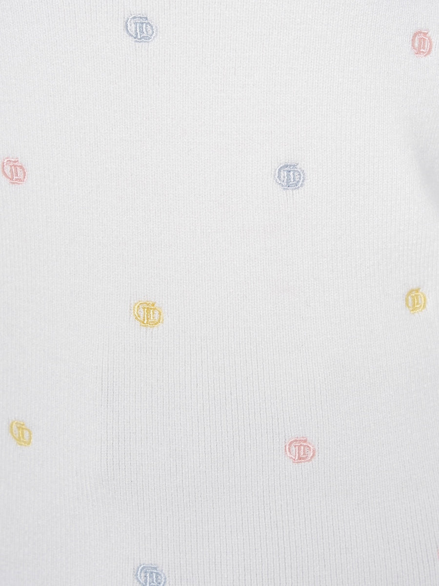 モデル：158cm（着用サイズ：FREE　着用カラー：WHT）