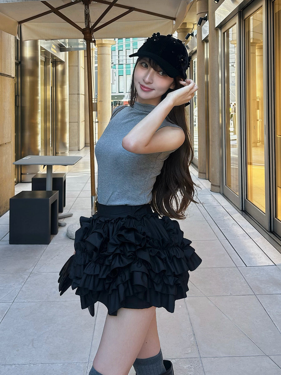 モデル：161cm（着用サイズ：FREE　着用カラー：BLK）