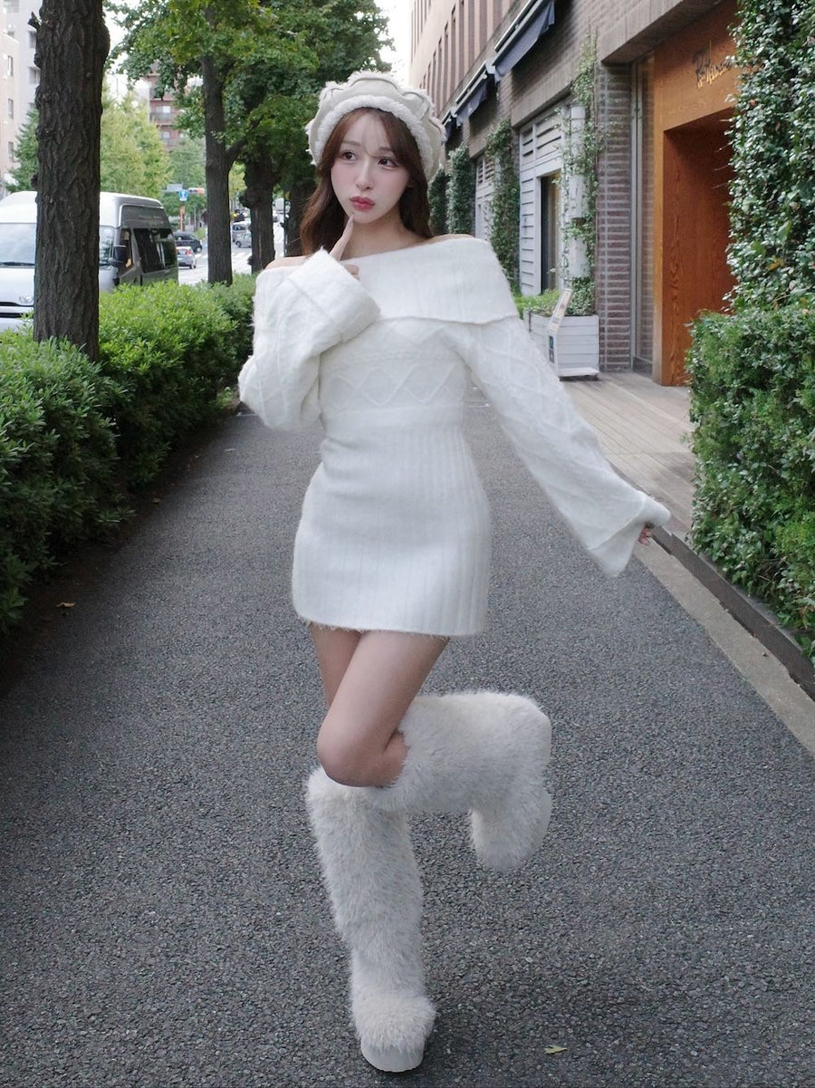 モデル：156cm（着用サイズ：FREE　着用カラー：WHT）
