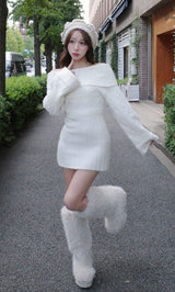 モデル：156cm（着用サイズ：FREE　着用カラー：WHT）