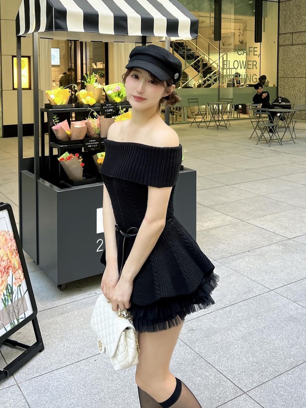 モデル：155cm（着用サイズ：FREE　着用カラー：BLK）