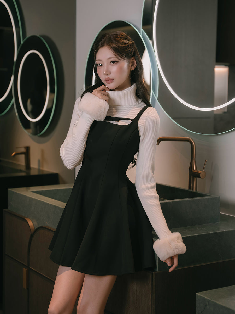 モデル：165cm（着用サイズ：FREE　着用カラー：BLK）