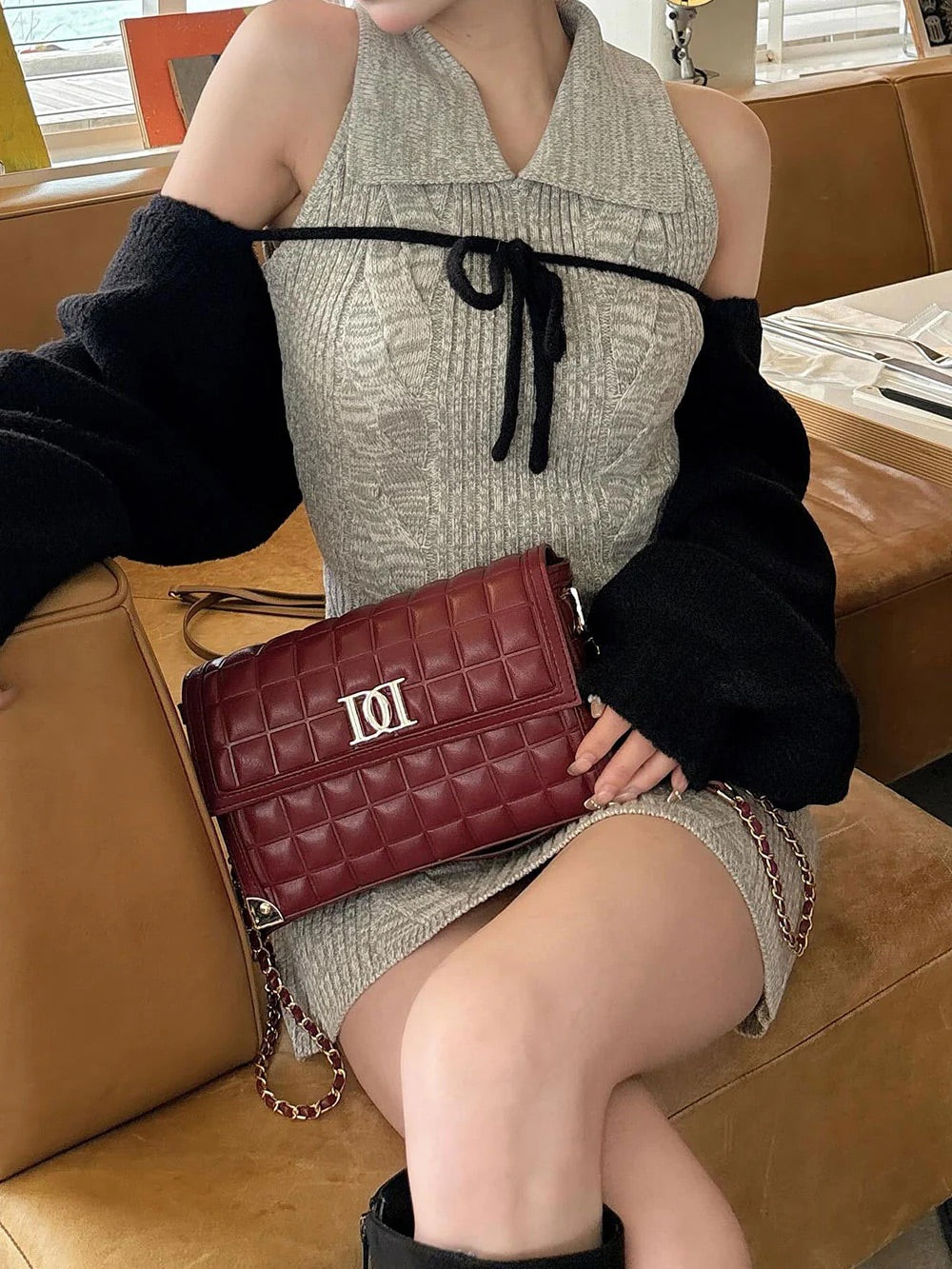 モデル：155cm（着用サイズ：FREE　着用カラー：GRY）
