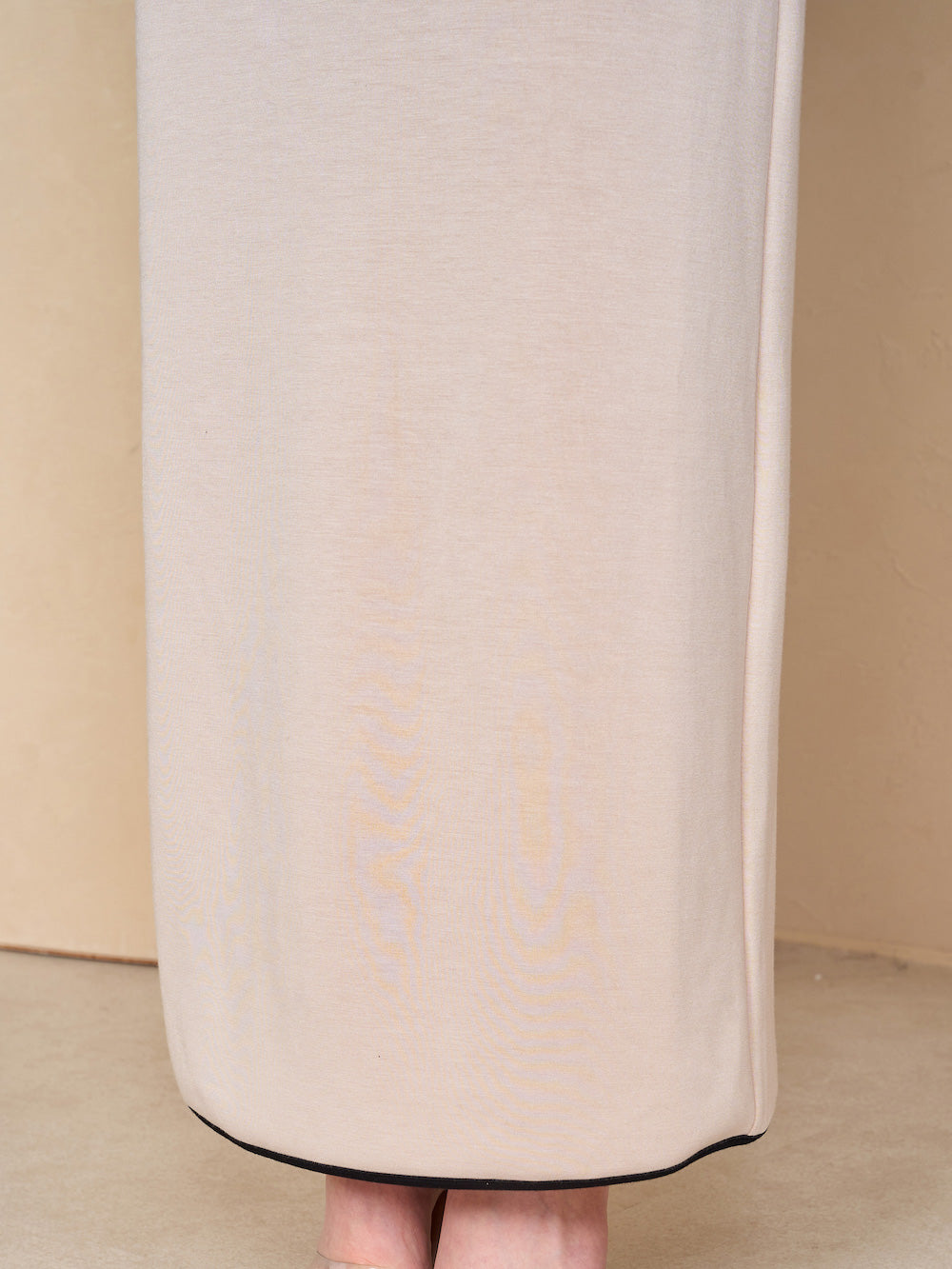 モデル：160cm（着用サイズ：FREE　着用カラー：BEG）