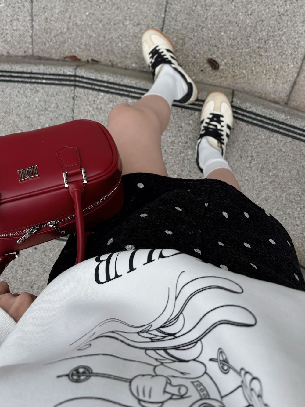 モデル：156cm（着用サイズ：S　着用カラー：BLK）