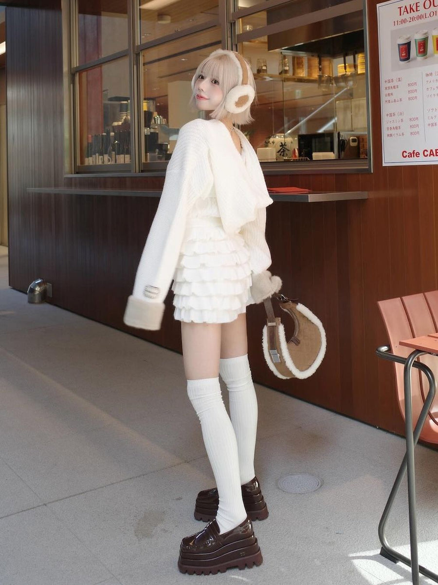 モデル：155cm（着用サイズ：FREE　着用カラー：WHT）