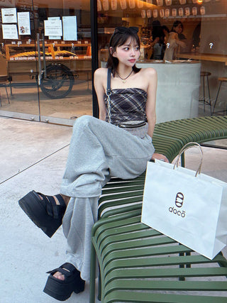 モデル：163cm（着用サイズ：FREE　着用カラー：GRY）
