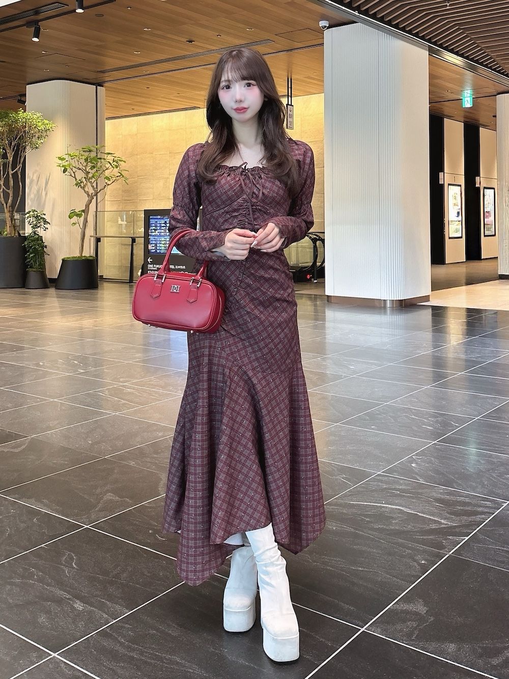 チェックチェリーデザインロングワンピース – Darich