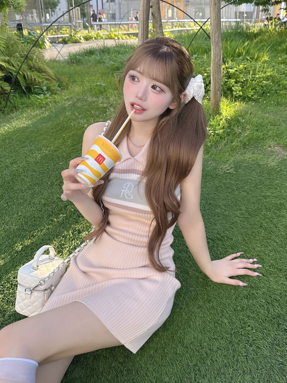 モデル：158cm（着用サイズ：FREE　着用カラー：PNK）