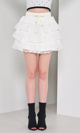 モデル：165cm（着用サイズ：FREE　着用カラー：WHT）