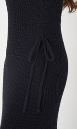 モデル：165cm（着用サイズ：FREE　着用カラー：BLK）