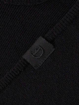 モデル：163cm（着用サイズ：FREE　着用カラー：BLK）