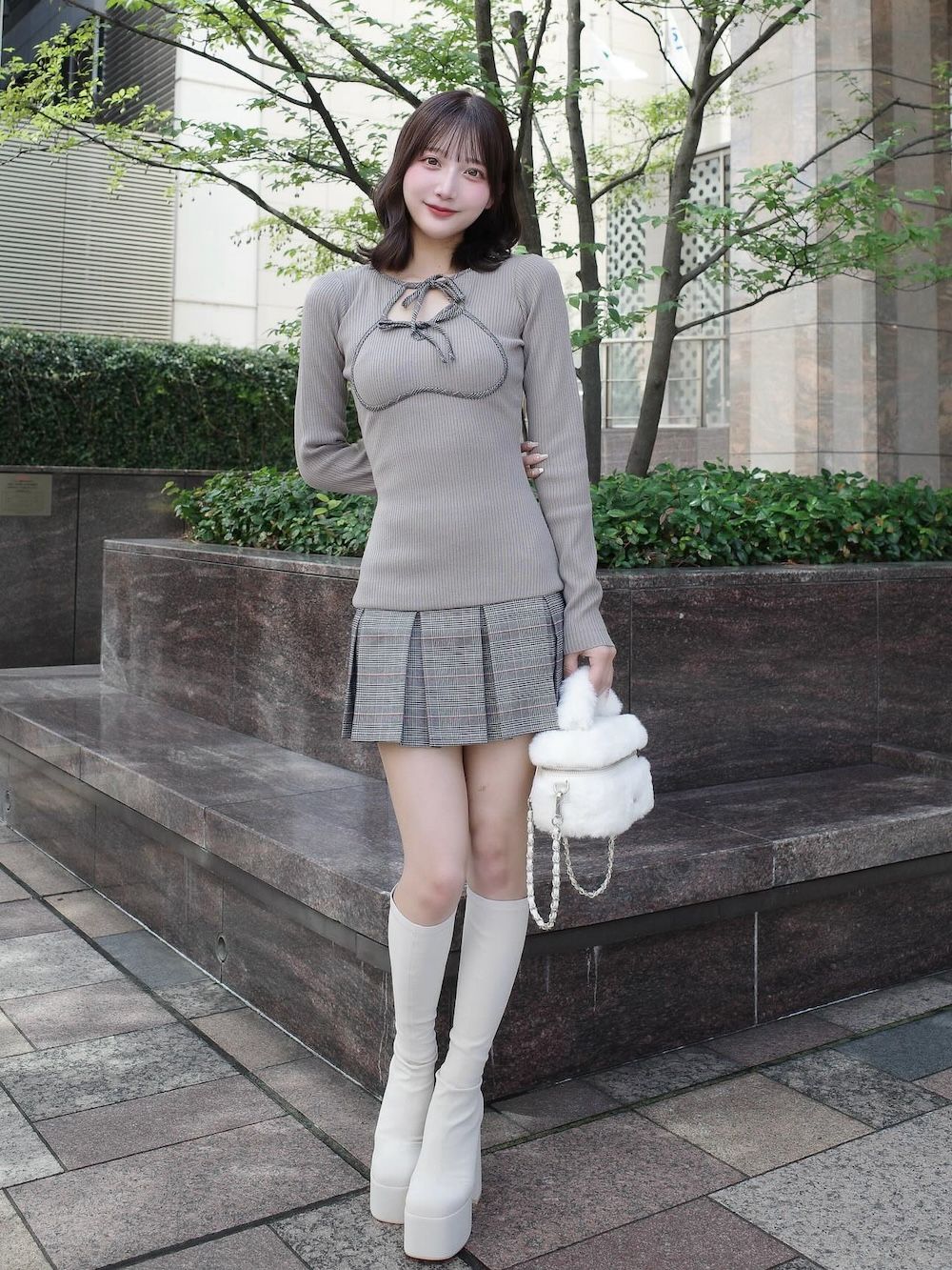 モデル：162cm（着用サイズ：FREE　着用カラー：GRY）