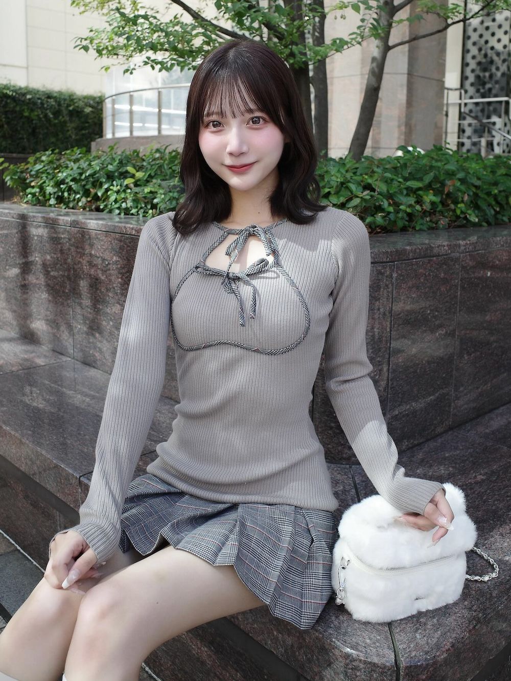 モデル：162cm（着用サイズ：FREE　着用カラー：GRY）