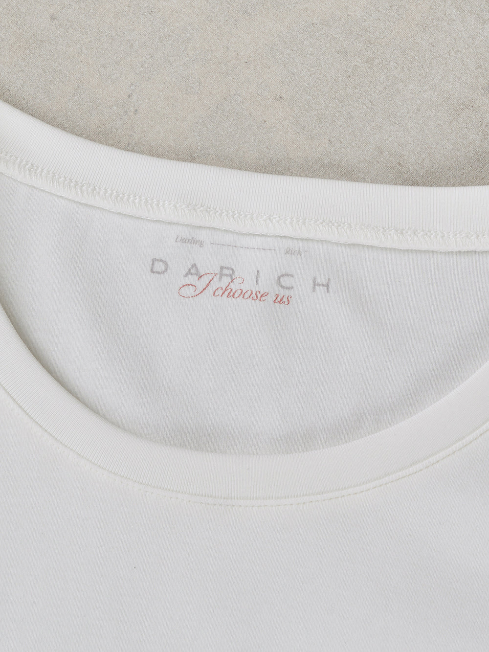 カットクロップドトップス