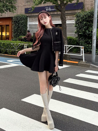 モデル：164cm（着用サイズ：FREE　着用カラー：BLK）