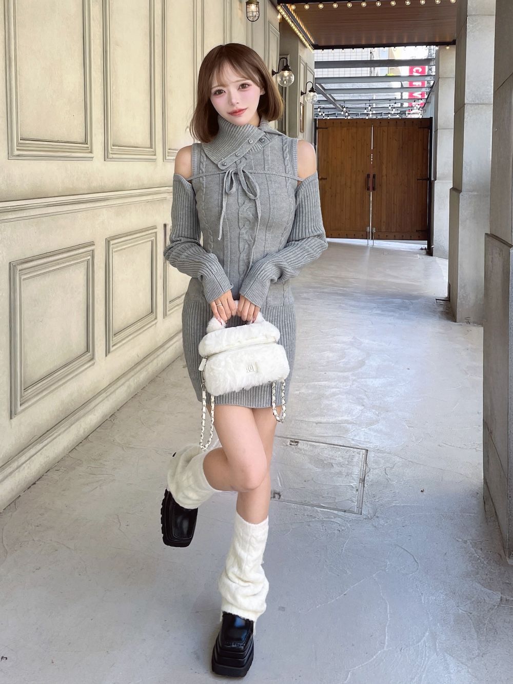 モデル：156cm（着用サイズ：FREE　着用カラー：GRY）
