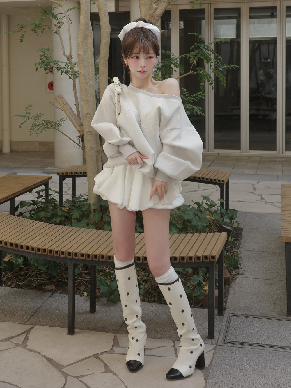 モデル：158cm（着用サイズ：FREE　着用カラー：WHT）