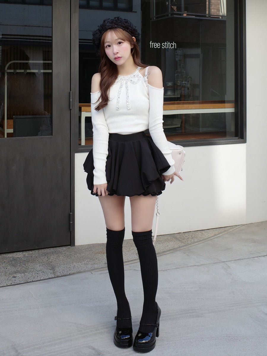 モデル：156cm（着用サイズ：FREE　着用カラー：BLK）