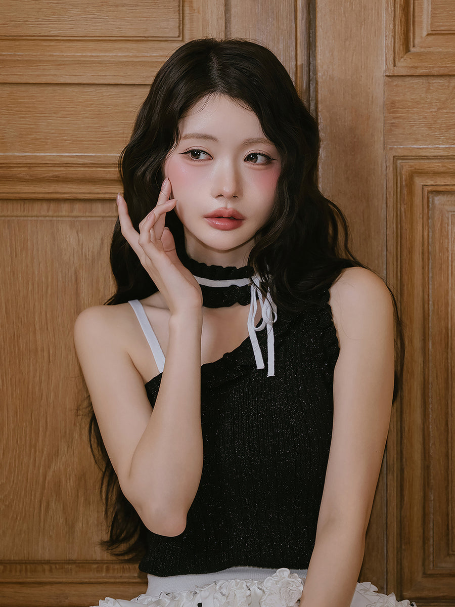モデル：164cm（着用サイズ：FREE　着用カラー：BLK）