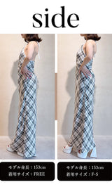 モデル：153cm（着用サイズ：F-S/FREE　着用カラー：IVO）