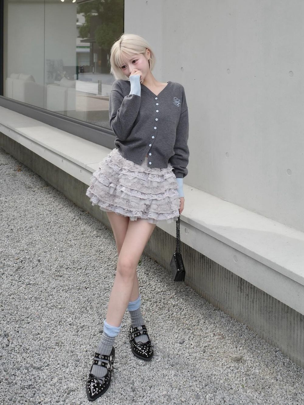 モデル：155cm（着用サイズ：FREE　着用カラー：C-GRY）