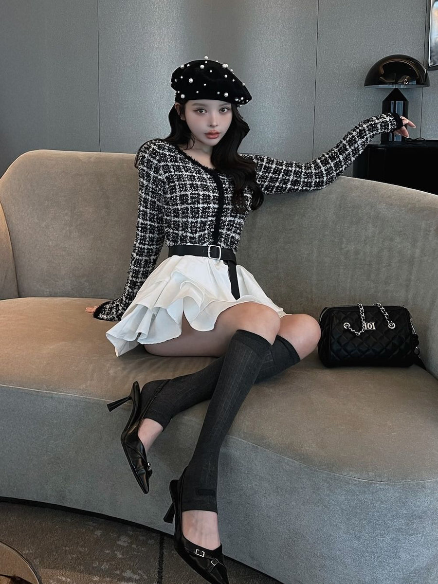 モデル：160cm（着用サイズ：FREE　着用カラー：BLK）