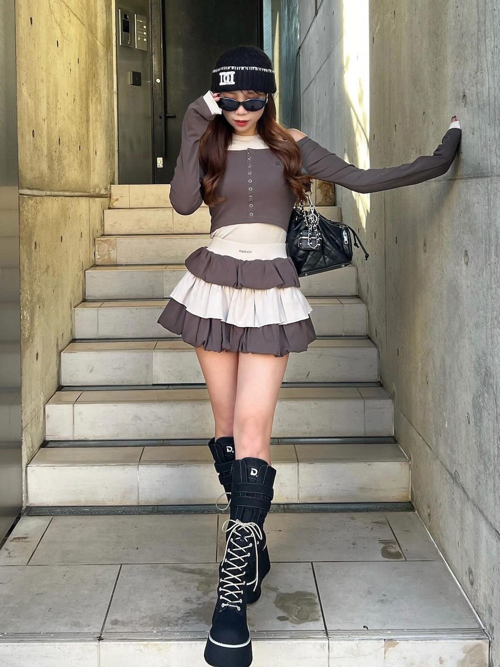 モデル：158cm（着用サイズ：FREE　着用カラー：C-GRY）