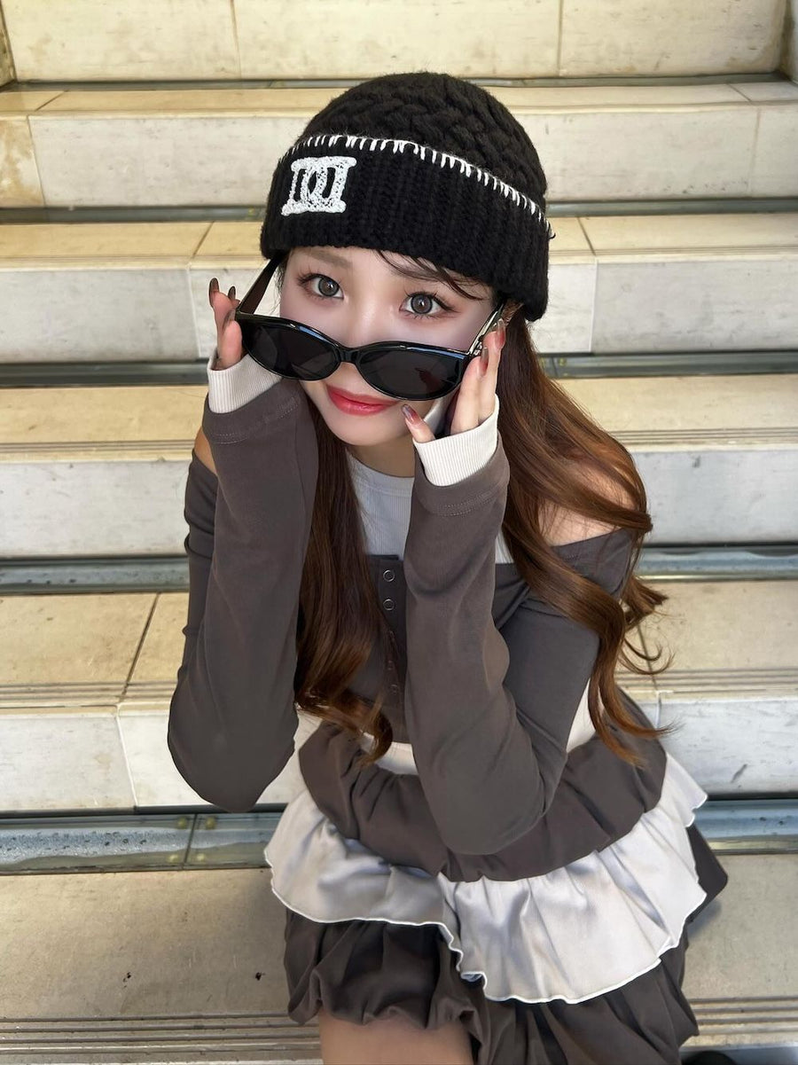 サイズ：FREE　カラー：BLK