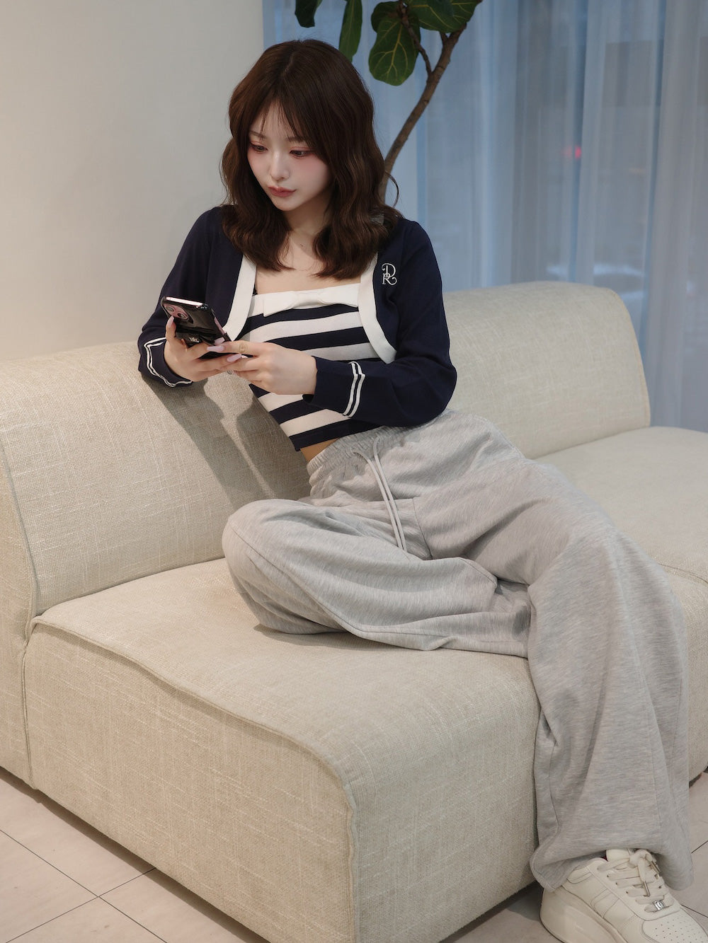 モデル：158cm（着用サイズ：FREE　着用カラー：NVY）