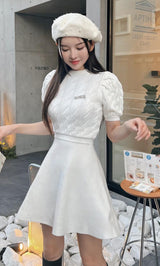 モデル：160cm（着用サイズ：FREE　着用カラー：WHT）