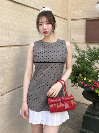モデル：160cm（着用サイズ：FREE　着用カラー：GRY）