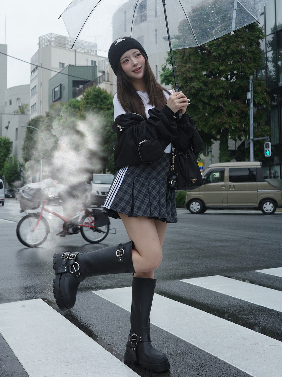 モデル：158cm（着用サイズ：M　着用カラー：BLK）