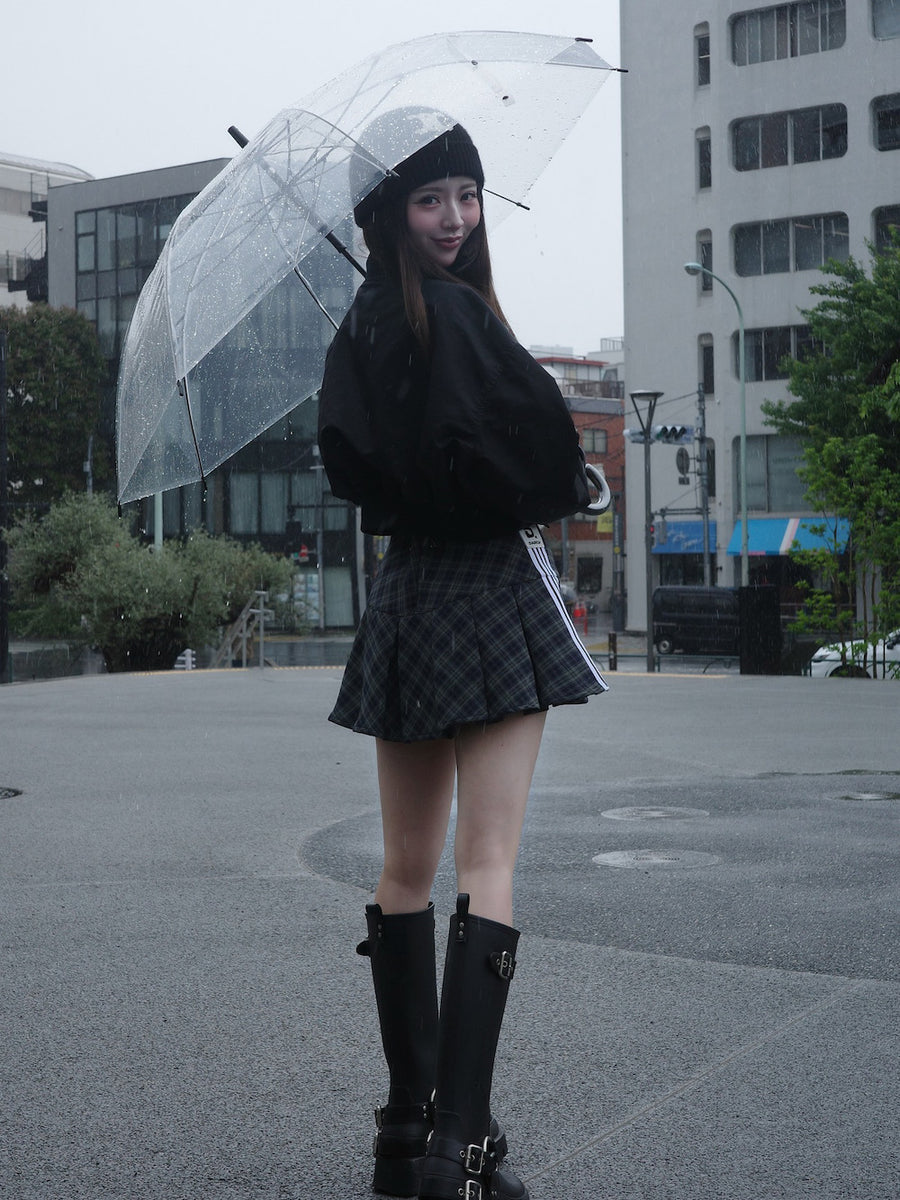 モデル：158cm（着用サイズ：M　着用カラー：BLK）
