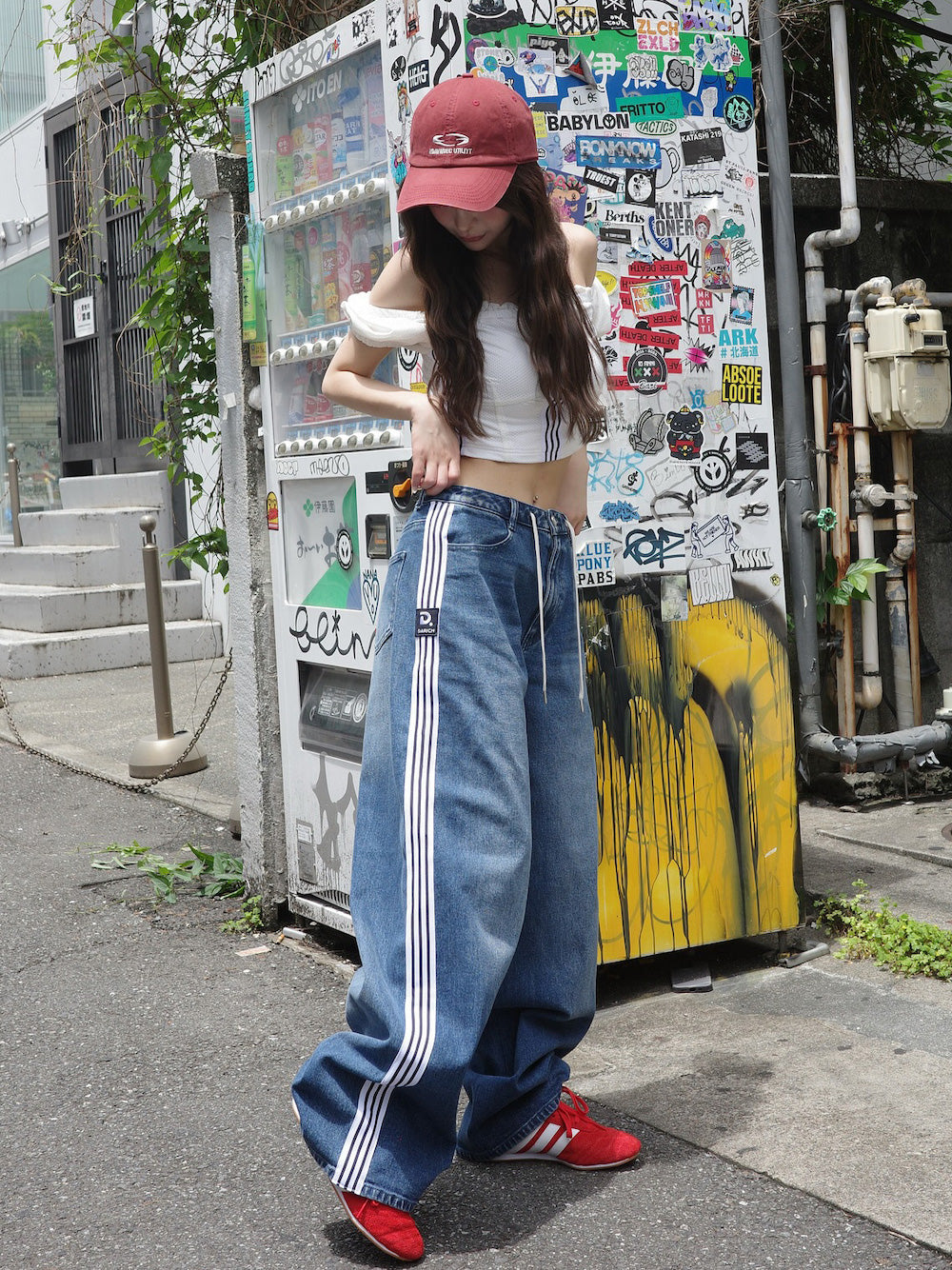 モデル：158cm（着用サイズ：S　着用カラー：BLU）