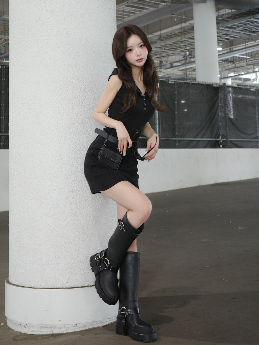 モデル：158cm（着用サイズ：M　着用カラー：BLK）