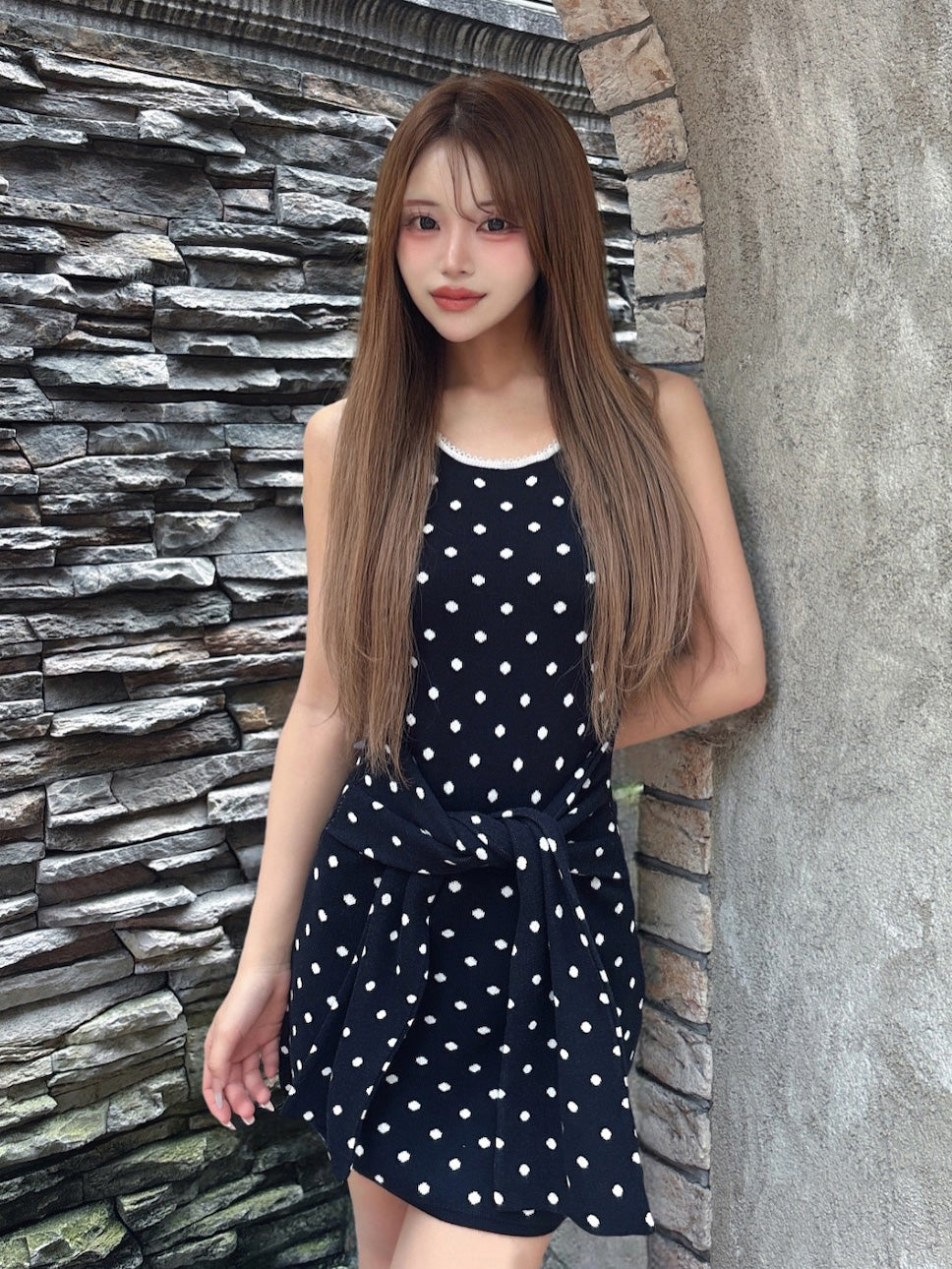 モデル：158cm（着用サイズ：FREE　着用カラー：BLK）