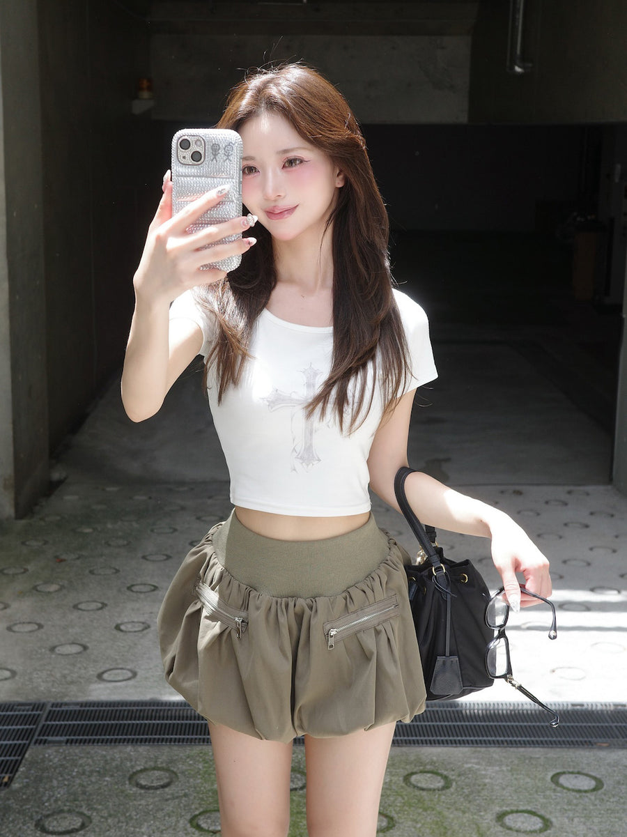 モデル：158cm（着用サイズ：FREE　着用カラー：WHT）