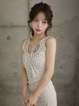 モデル：158cm（着用サイズ：FREE　着用カラー：WHT）