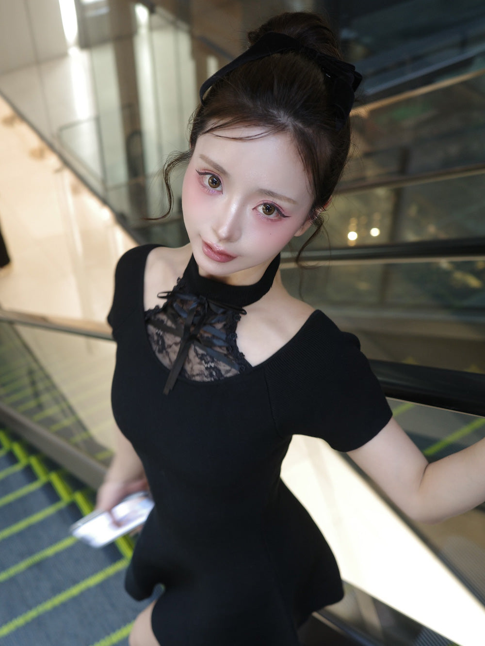 モデル：158cm（着用サイズ：FREE　着用カラー：BLK）