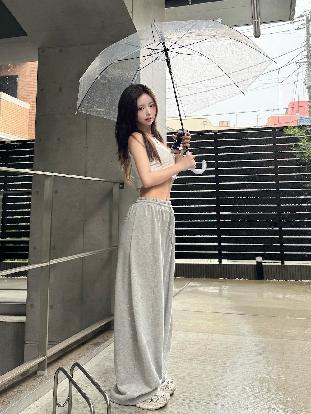 モデル：158cm（着用サイズ：FREE　着用カラー：GRY）